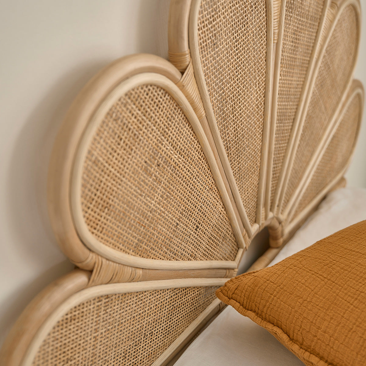 ROMY - Kopfteil aus Rattan und Rohrgeflecht 90 cm