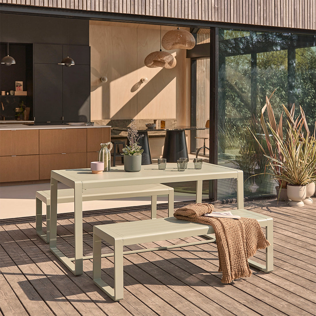 SÉLÈNE - Gartenmöbel aus grünem Aluminium 4 pers.