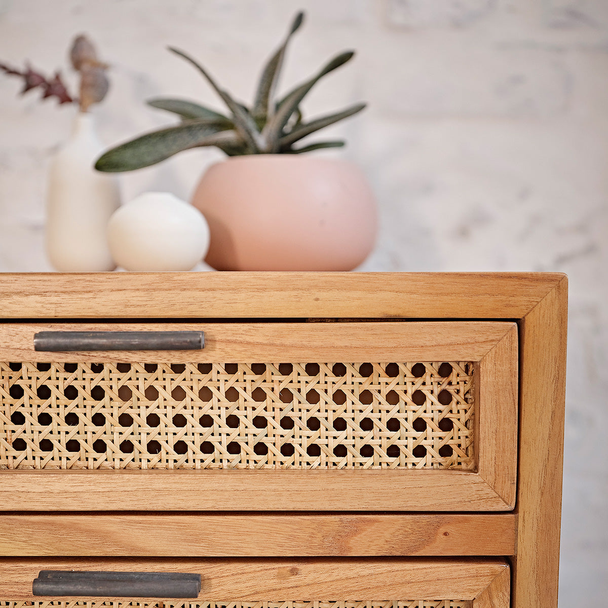 ALBA - Table de chevet en mindi massif et cannage 40 cm