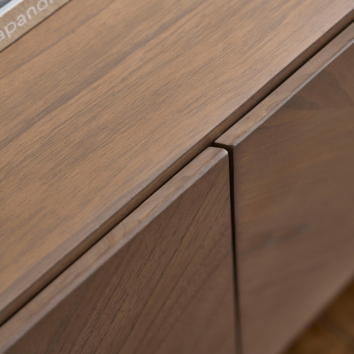 CALIX - Sideboard aus massivem Mindi und Metall, mit Nussbaum-Öberfläche 200 cm