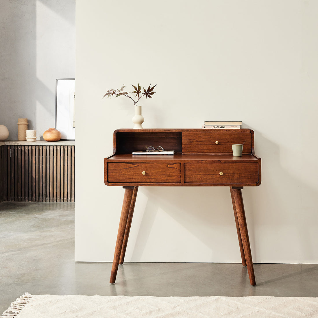 VINTAGE - Schreibtisch aus massivem Mindi in Walnuss-Finish 90 cm