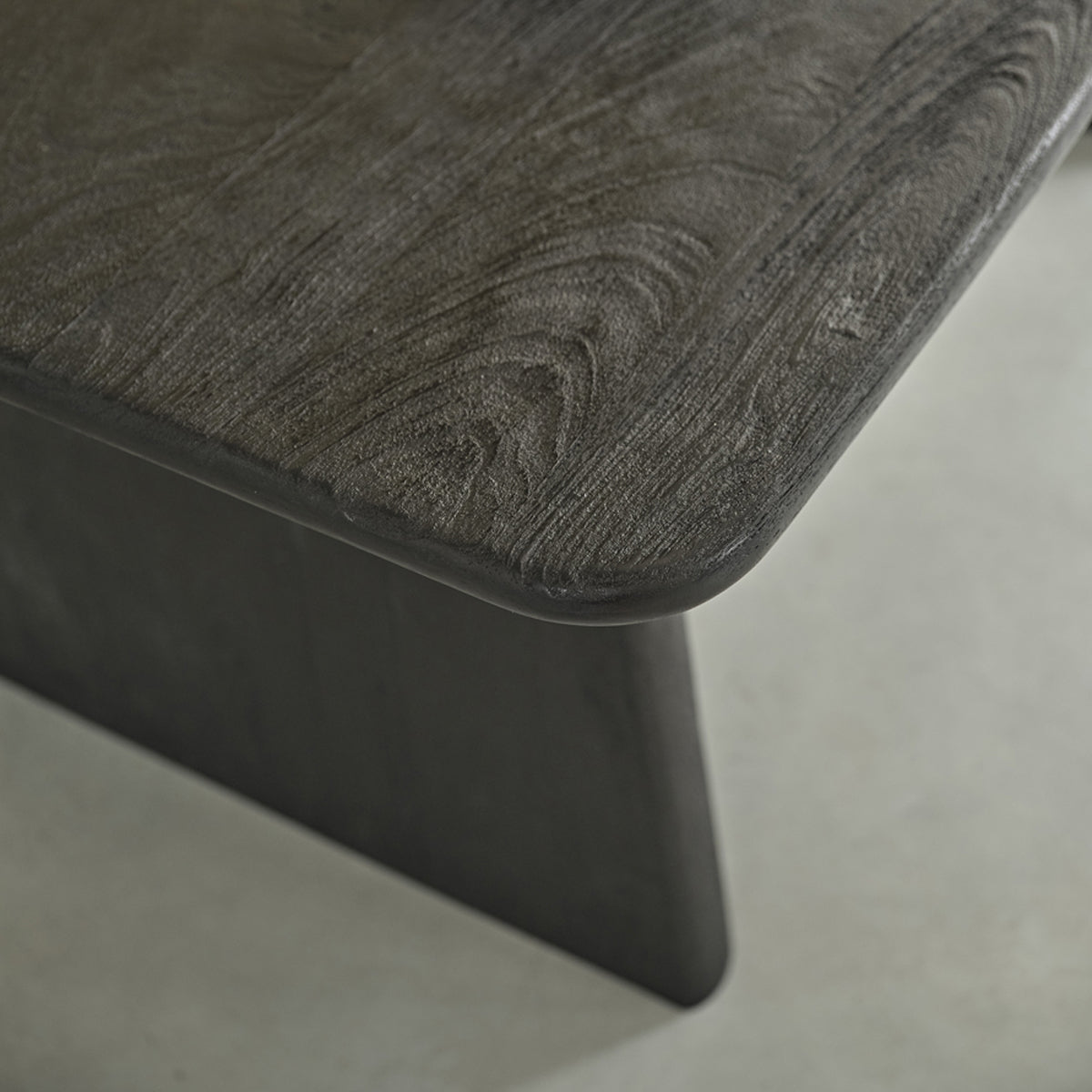 LUCKY - Tisch aus massivem Mangoholz für 6/8 Pers.