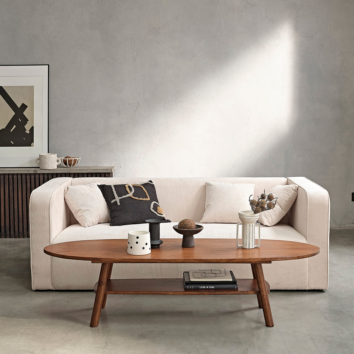 MILO - Couchtisch aus massivem Mindi-Holz, Walnuss-Finish 160 cm