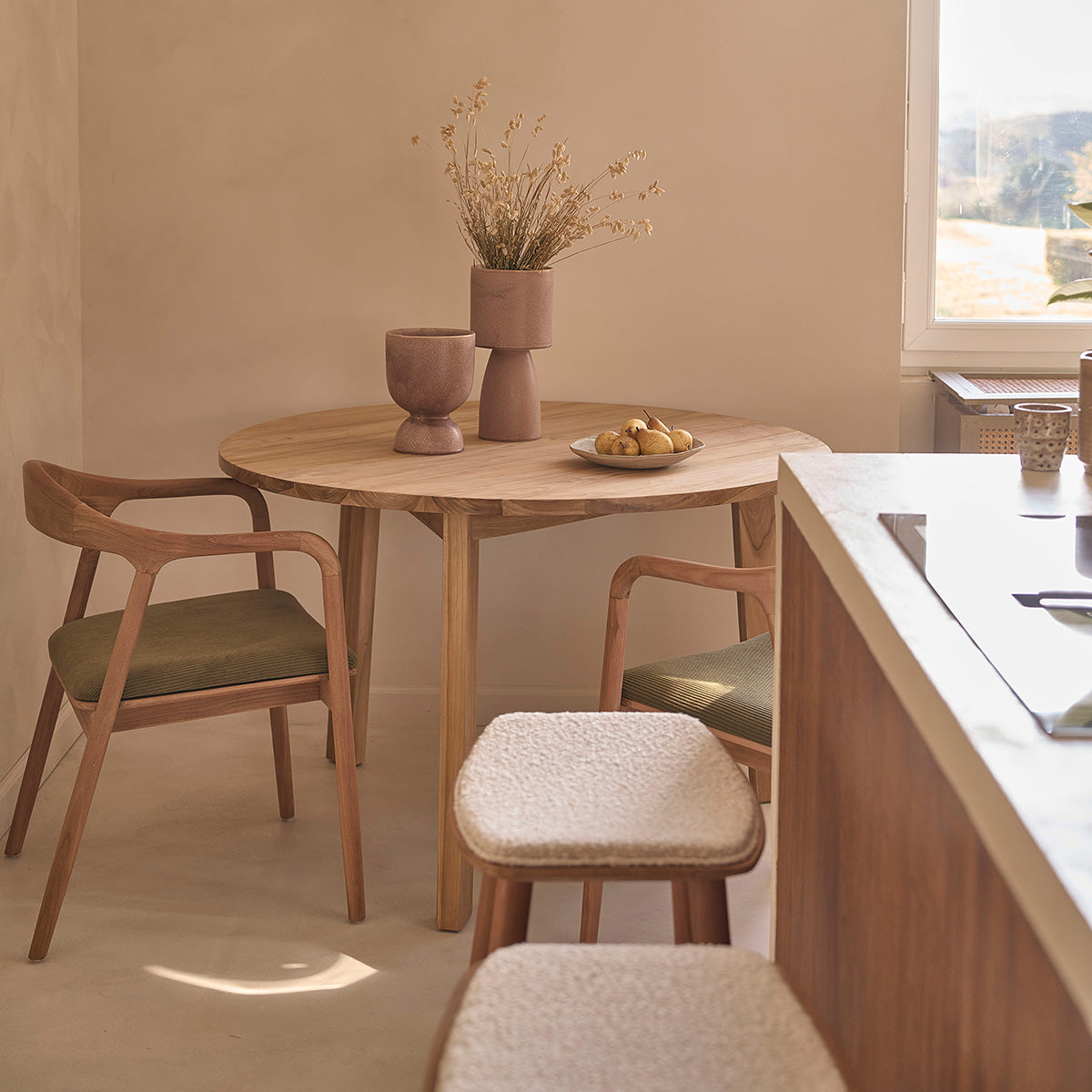 AMBRE - Lot de 2 tabourets en teck massif assise bouclette 65 cm