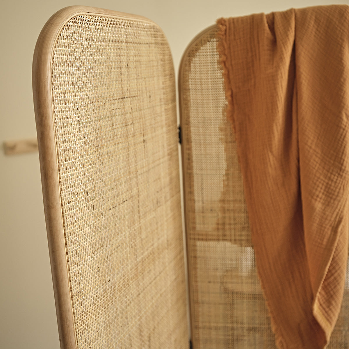 JANE - Paravent en rotin et cannage 3 panneaux