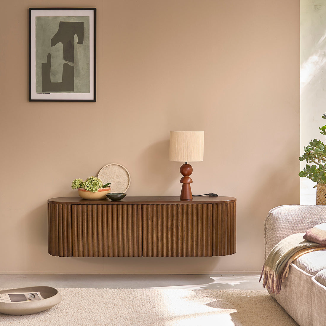 TRINIDAD - Hängender TV-Schrank aus Mindi-Holz mit Walnuss-Finish, 140 cm