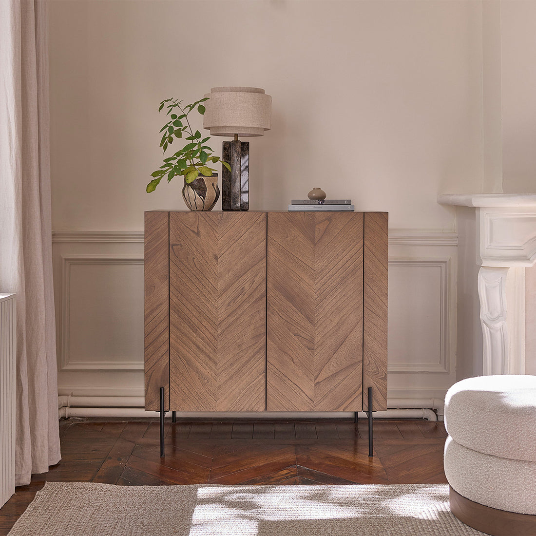 CALIX - Barmöbel aus massivem Mindi und Metall mit Nussbaum-Oberfläche 100 cm