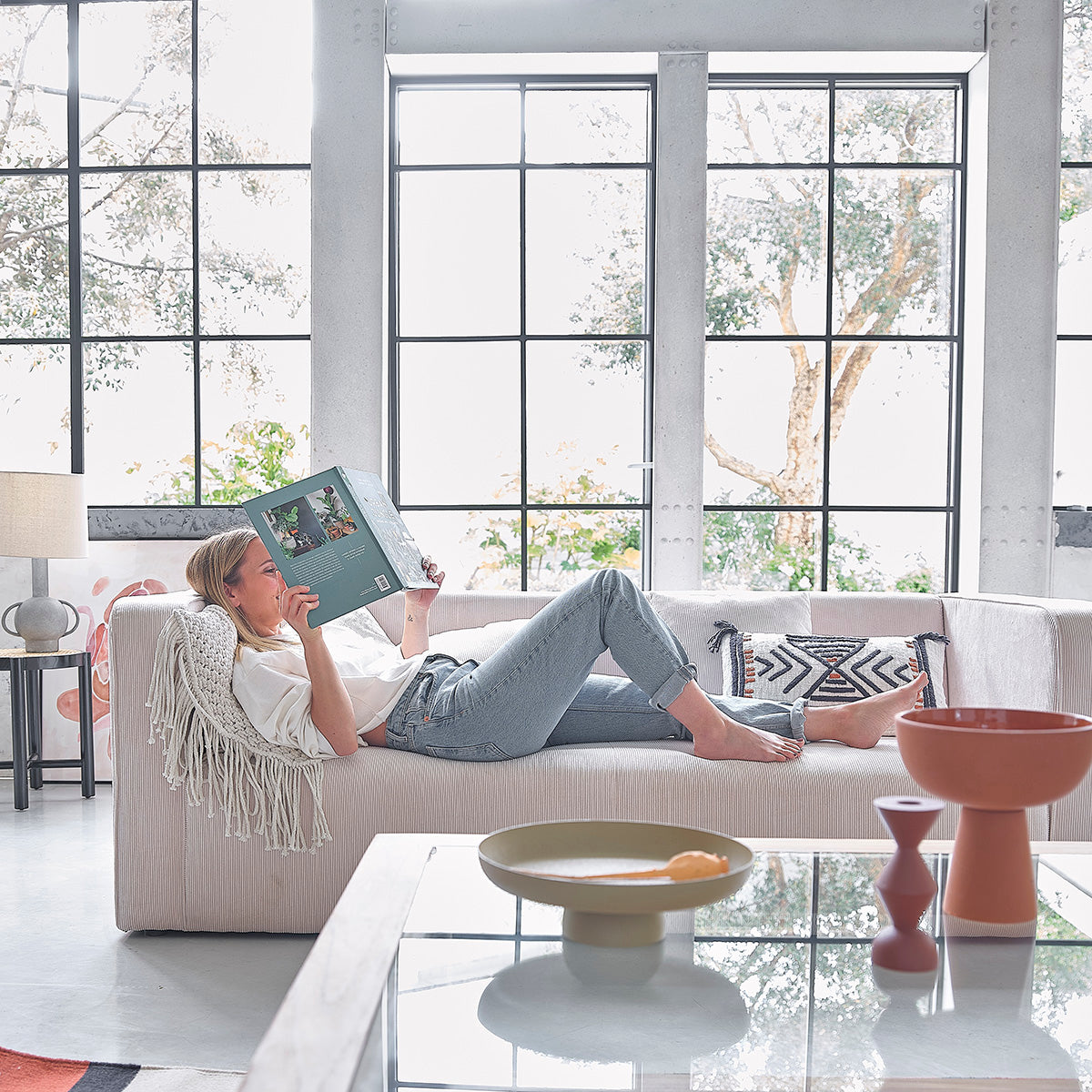 BOSTON - Couchtisch aus massivem Teakholz 120 cm