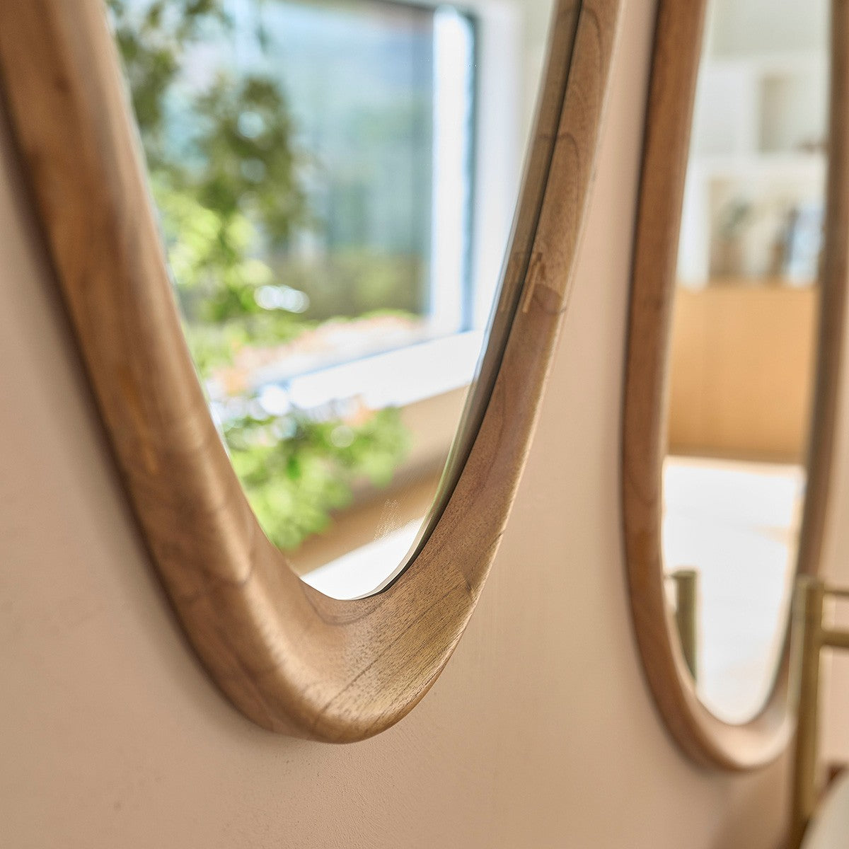 FIFTIES - Spiegel aus massivem Mindi 75x60 cm