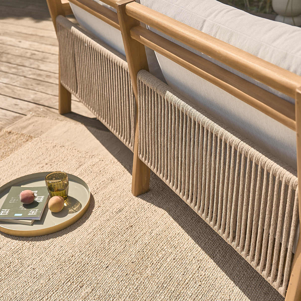 MAORA - Salon bas de jardin en teck massif avec coussins