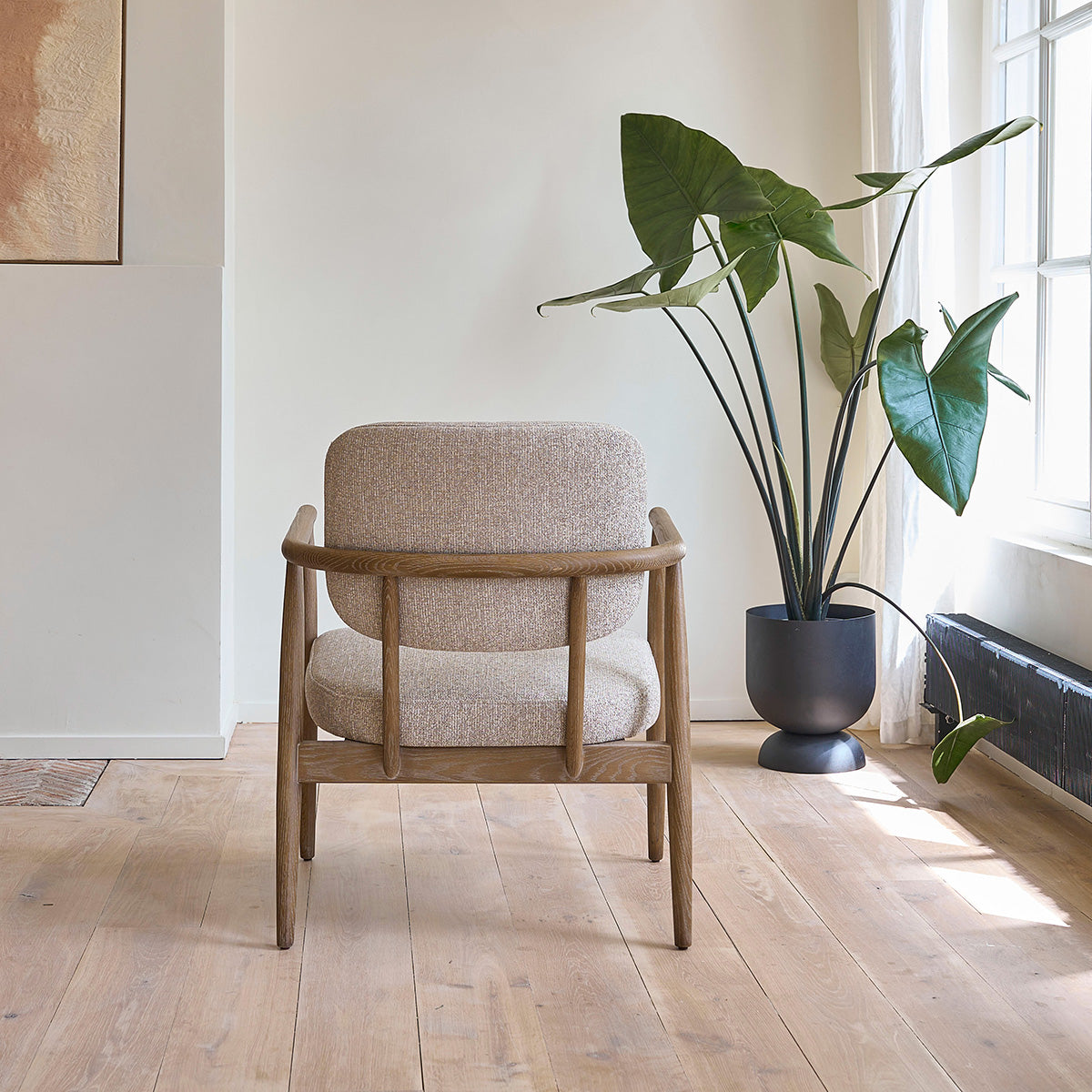 EUGÈNE - Fauteuil en bois de chêne et tissu texturé beige chiné