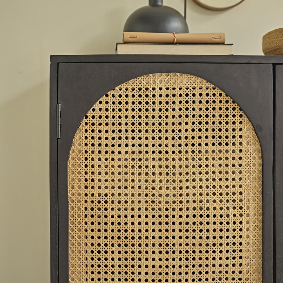 ZULMA - Schrank aus massivem Mangoholz und mit Rohrgeflecht 90 cm