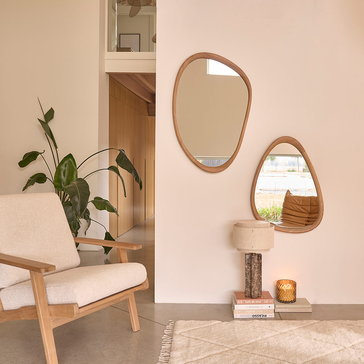 SERENE - Fauteuil en teck massif et tissu bouclette