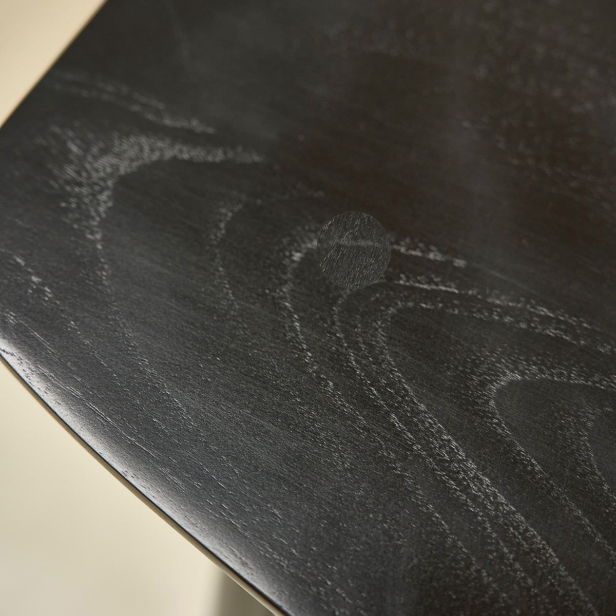 AMBRE - Hocker aus massivem Teakholz schwarz 65 cm