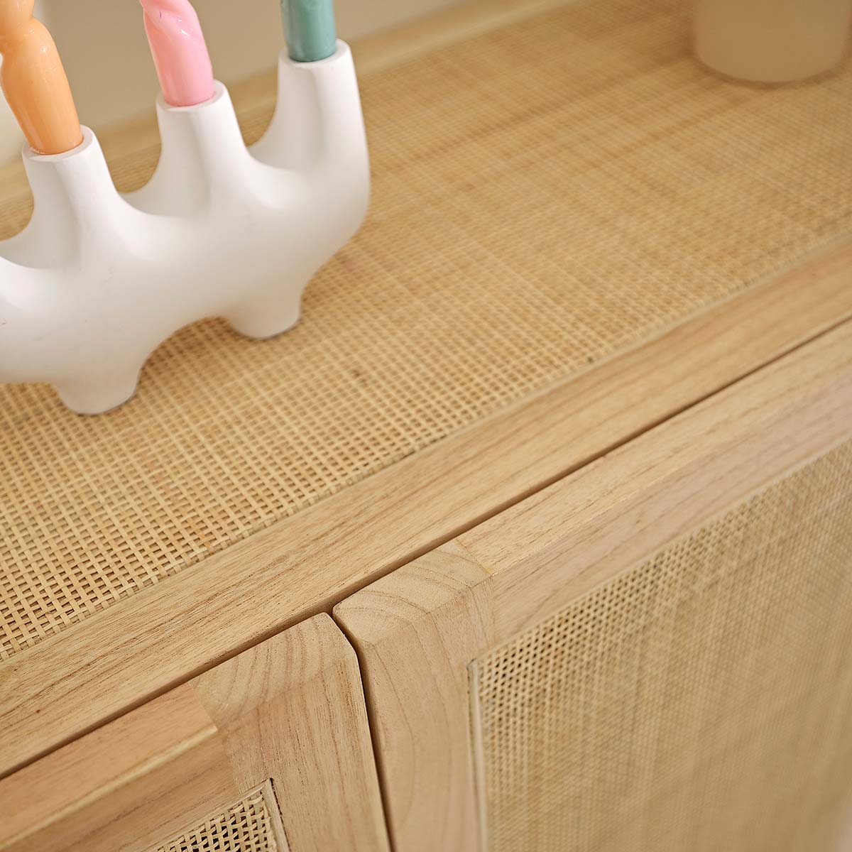 MAËL - Buffet aus massivem Mindi und Rohrgeflecht 190 cm