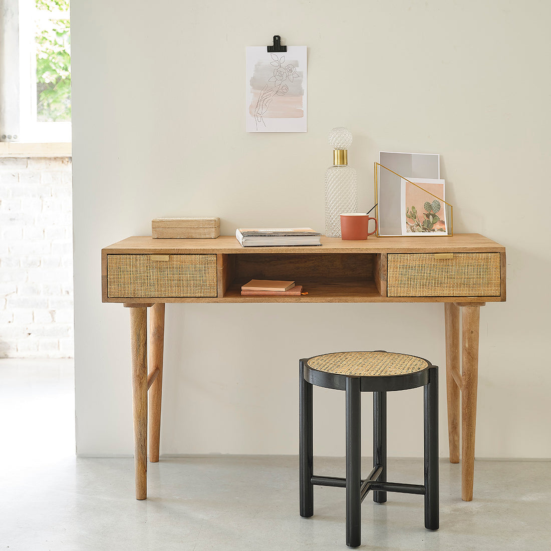 FELICIE - Schreibtisch aus massivem Mangoholz und mit Rohrgeflecht 120 cm