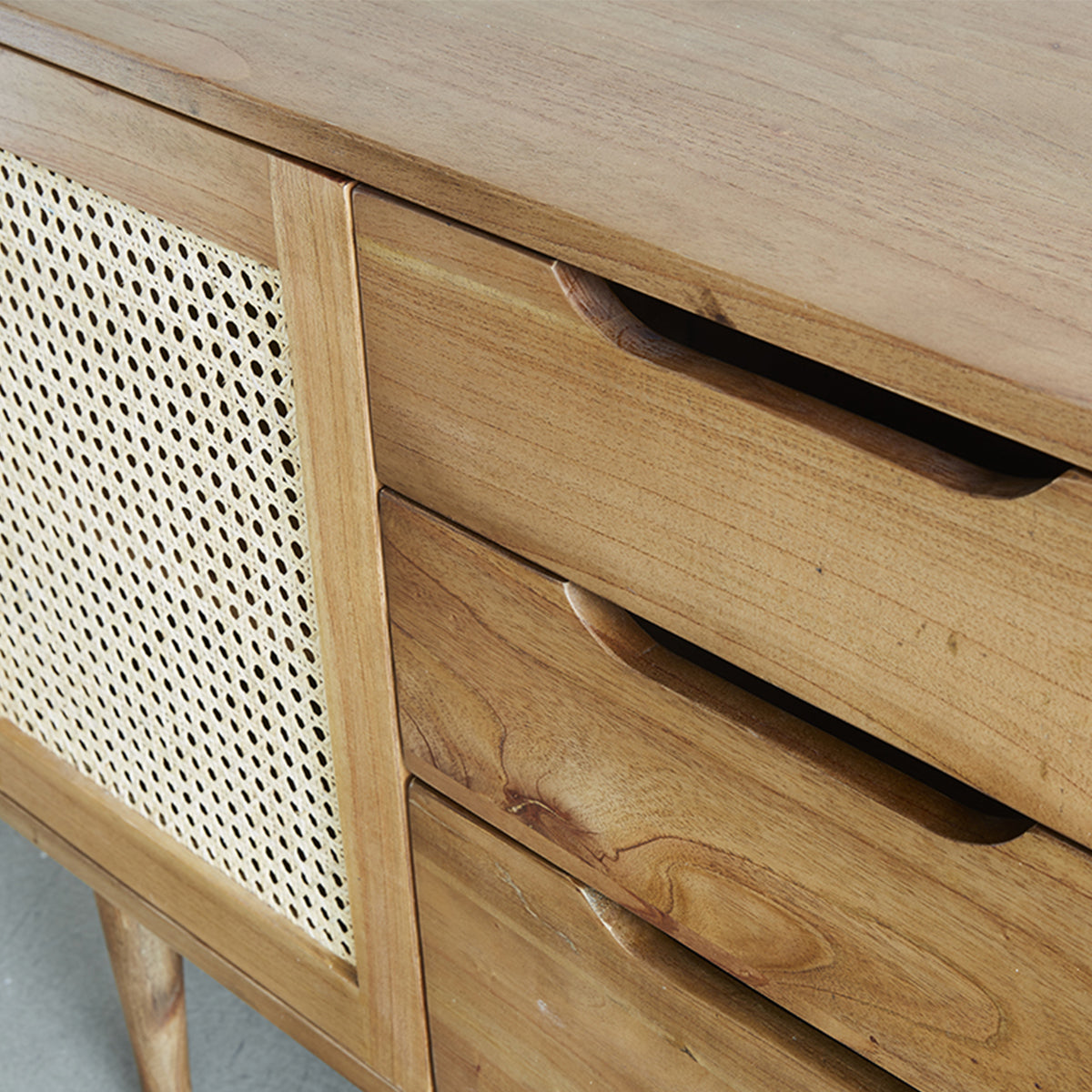 HANA - Waschtischunterschrank aus massivem Mindi und mit Rohrgeflecht 85 cm