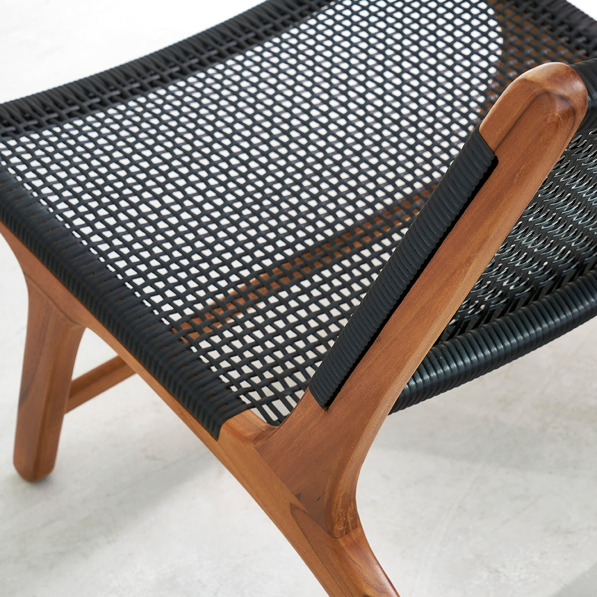 LINA - Fauteuil en teck massif et tissage