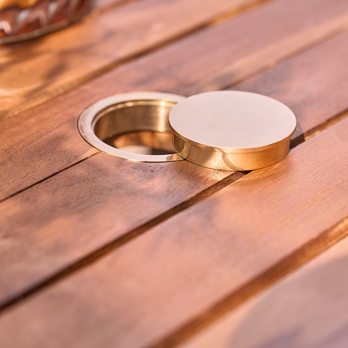 BALI - Ausziehbare Gartenmöbel aus geöltem Teakholz für 6/8 Pers.