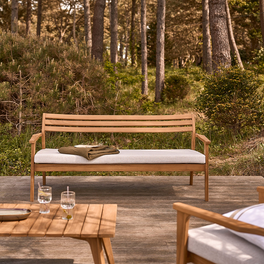 BARI - Gartensofa aus massivem Teakholz 175 cm