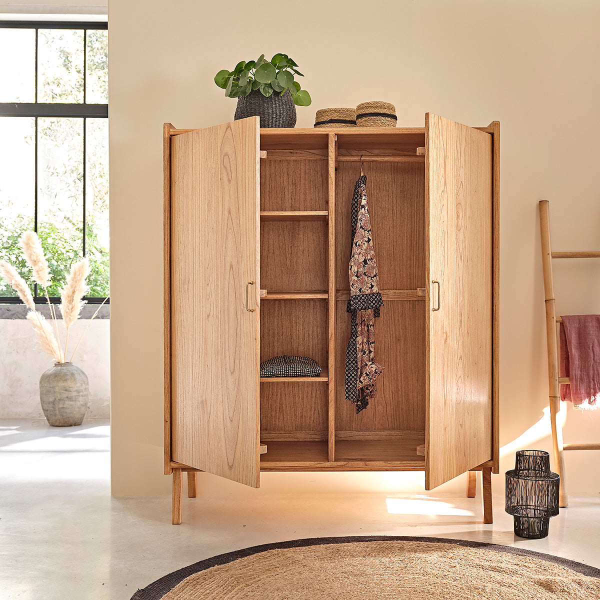 PIA - Armoire en mindi massif 180 cm