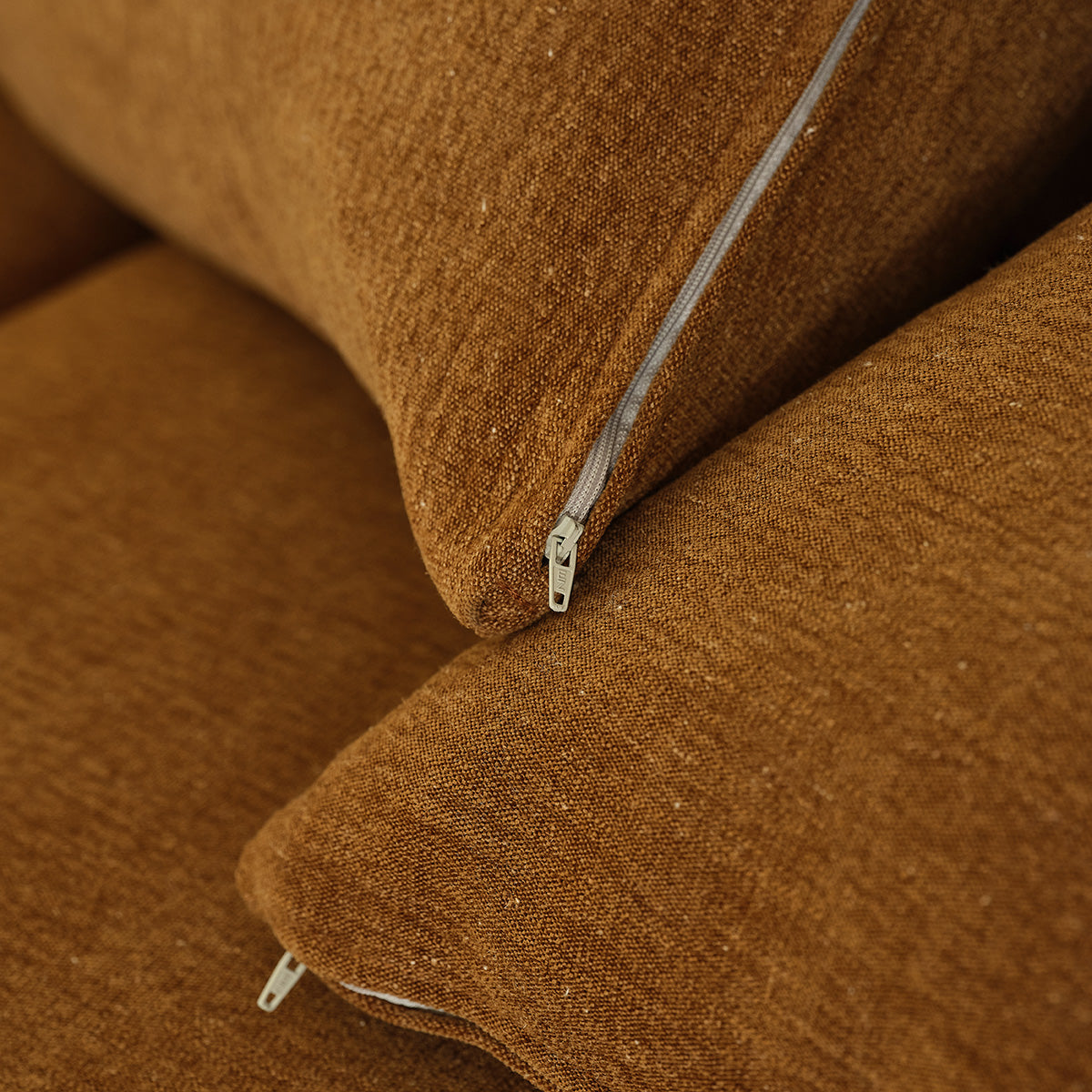 EDMOND - Gerades 3-Sitzer-Sofa aus bronzefarbenem Stoff in Leinenoptik