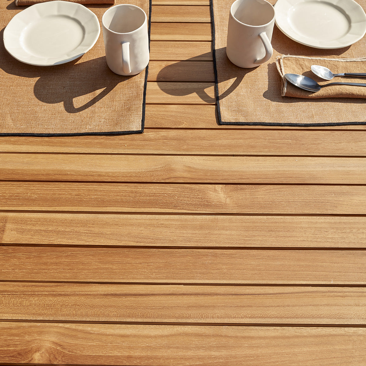 APRIL - Table de jardin en teck massif 4/6 pers.