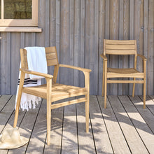 Gartensessel aus massivem Teakholz (2er Set)