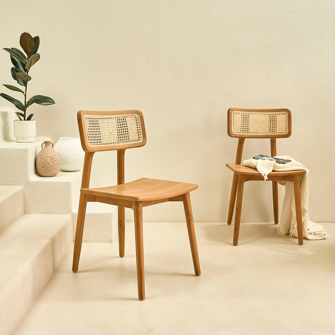 SIXTINE - 2er-Set Stühle aus massivem Teakholz und Rohrgeflecht