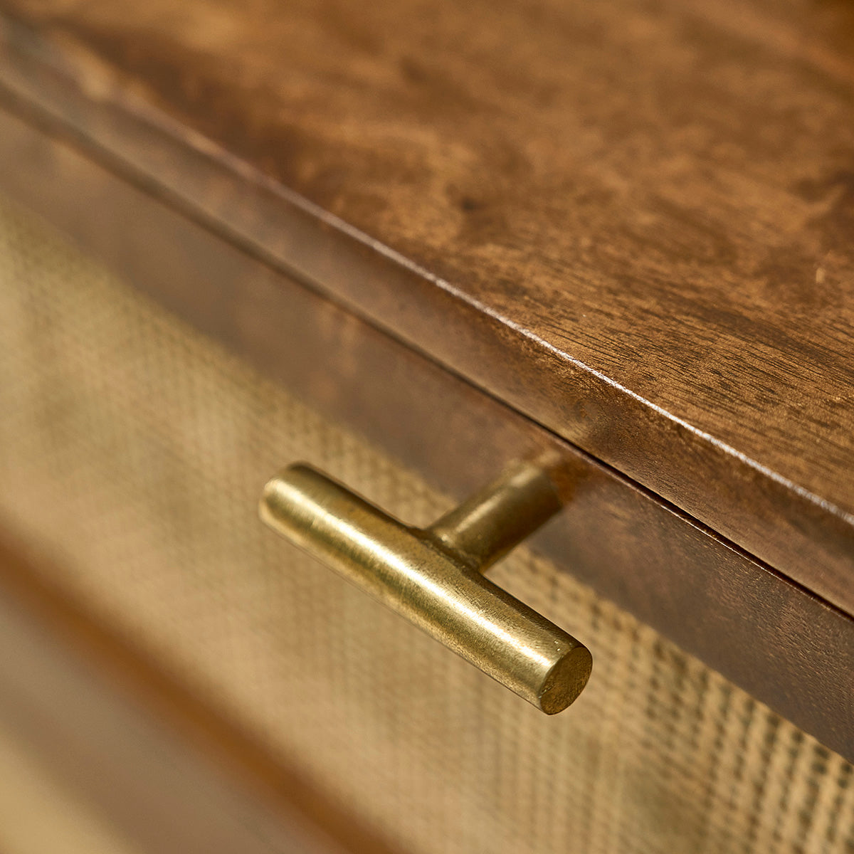 RAPHAEL - Kommode aus massivem Mangoholz und Rohrgeflecht in Walnuss-Finish 90 cm